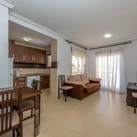 Punta Prima Homes * تورّيفيِخا